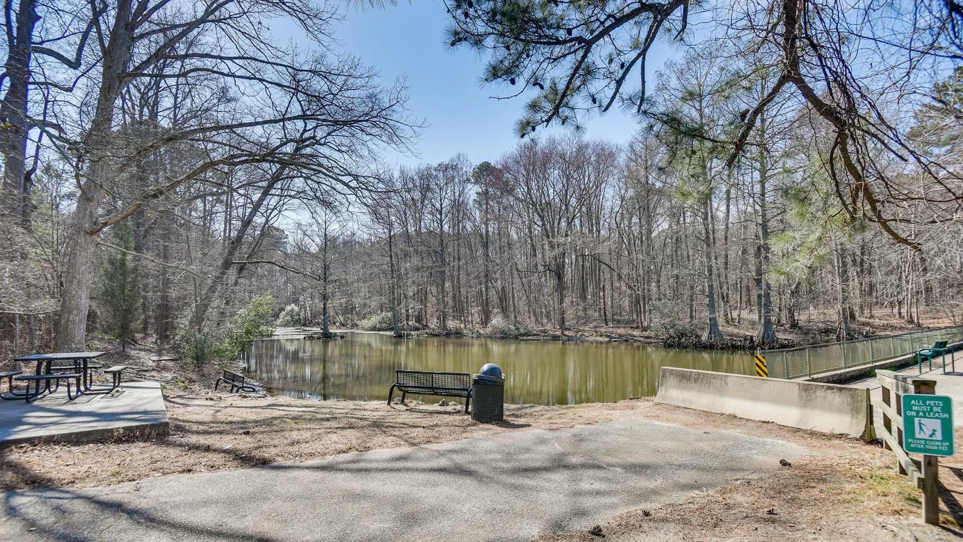 Spacious Hampton Vacation Home Near Beaches! 0*,